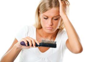 Haarwachstum anregen – so klappt es für die Frau!